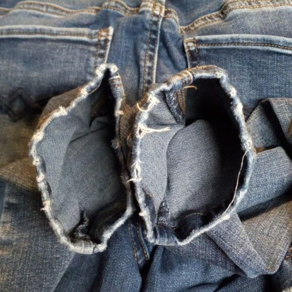 Mudd Size 7 Jeans Juniors Low Rise Skinny Distressed Flex Stretch Blue Denim - Picture 4 of 8